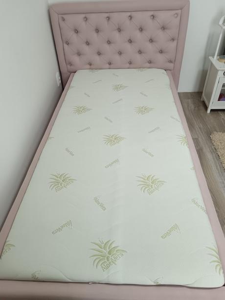 Detská čalúnená posteľ, šírka (cm): 90,dĺžka (cm): 200
