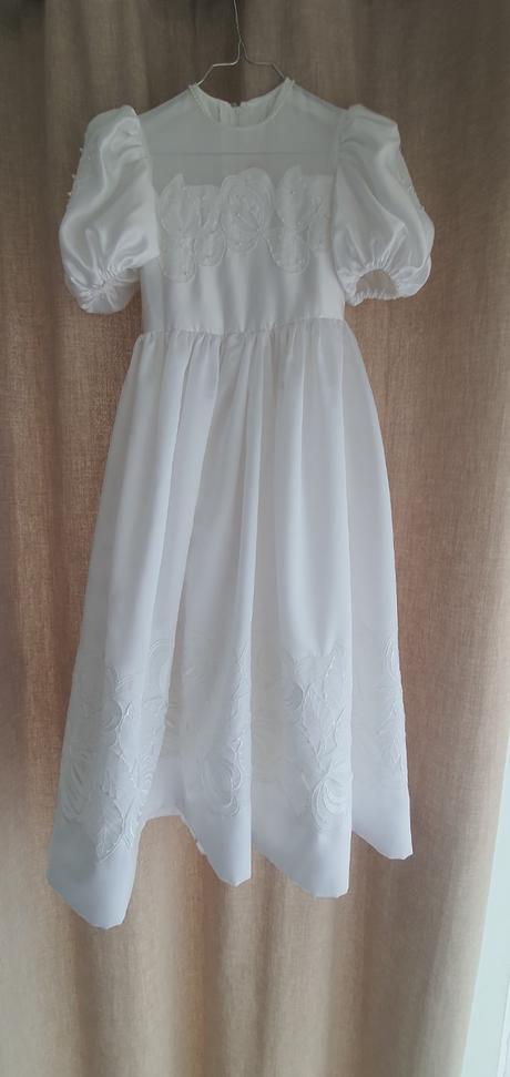 Predám šaty na 1.sv.prijimanie, 128