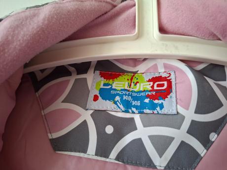 Predám zimnú lyz.bundu velk.140, lewro,140