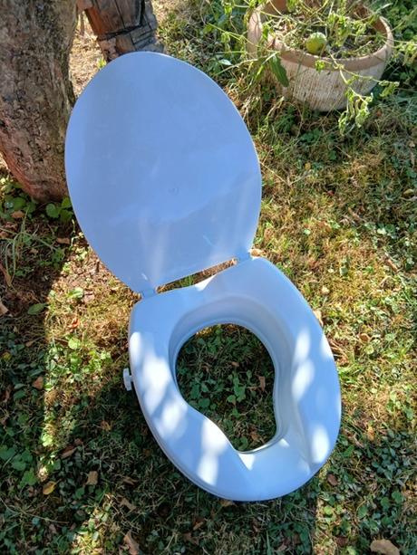Wc doska vyvýšená- zdravotnícka pomôcka, 