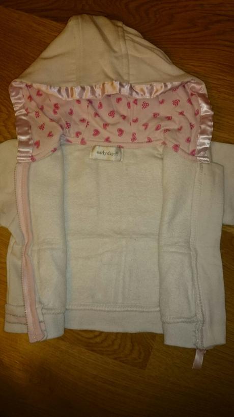 Biela mikinka, early days,68