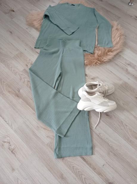 Uoletovy komplet/súprava, s