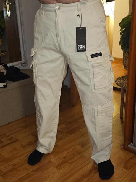 Nove cargo  nohavice xl, new yorker,xl