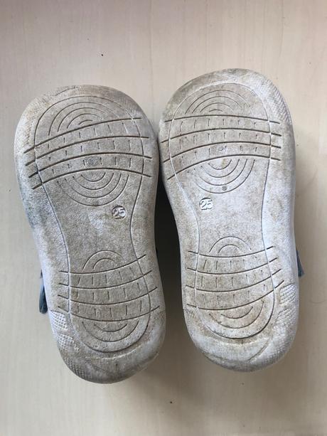 Topanky/ papučky, 25