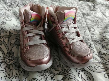 Topánky, skechers,25