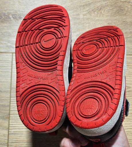 Tenisky, nike,25