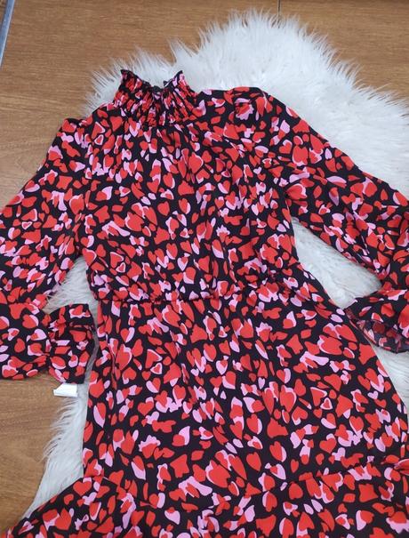 Srdiečkove šatky, 128 / 134