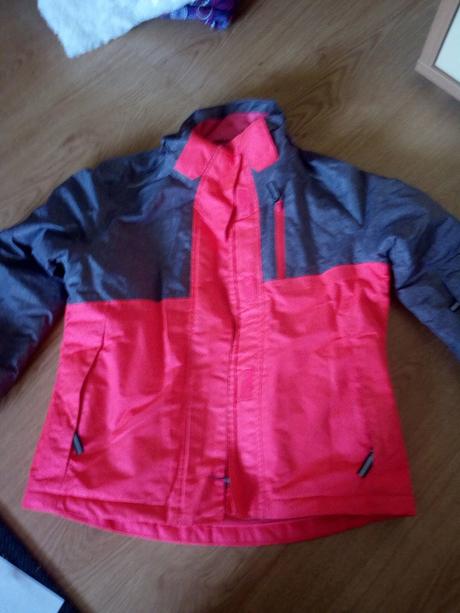 Športova vetrovka, 128