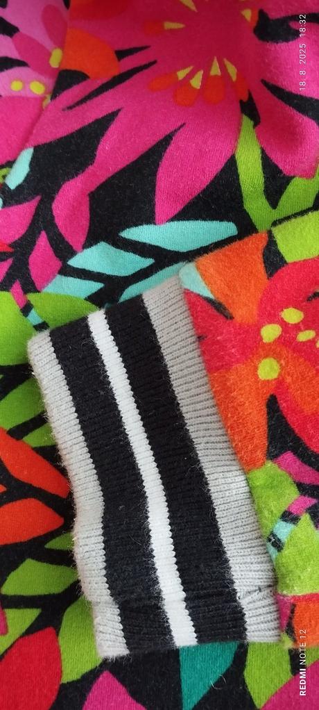 Dievčenská mikina, 152