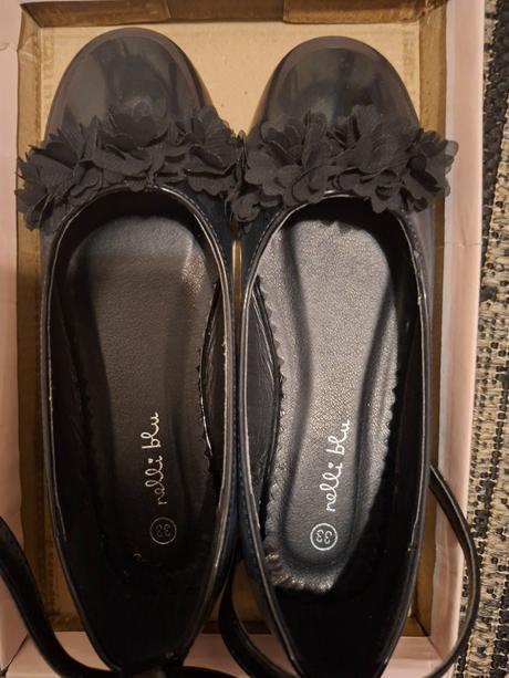 Predám dievc.baleriny velk.33, nelli blu,33