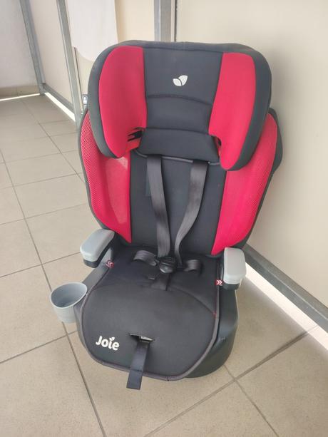 Autosedačka do 36 kg, joie