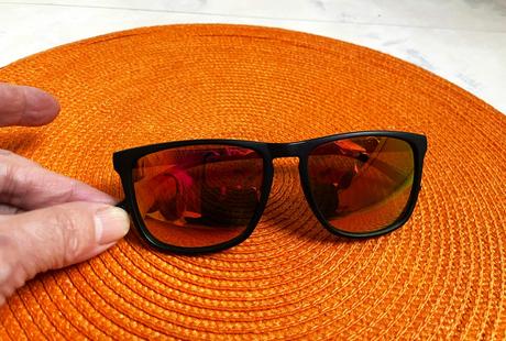 Kvalitné moderné okuliare,