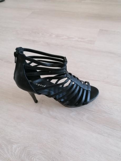 Sandále na opätku, 39