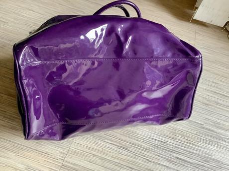 Krásna lakovaná kabela 2+1napoly, 