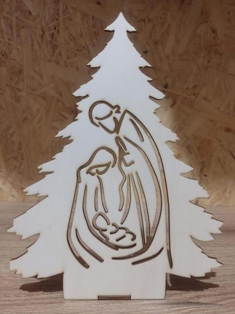 Svietiaci stromček so svätou rodinou, 