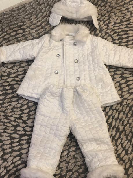 Krasny zimny komplet, 86