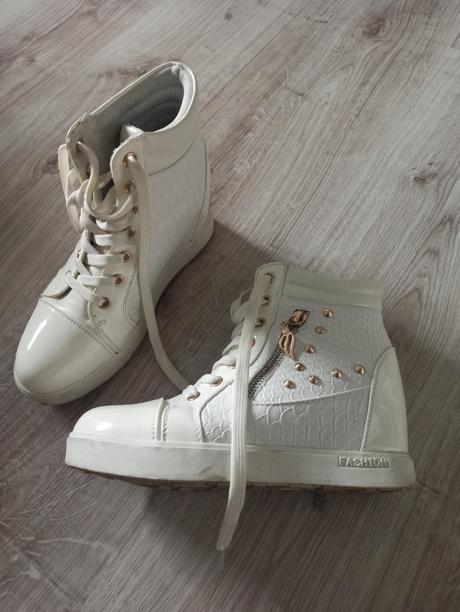 Tenisky na platforme, 37