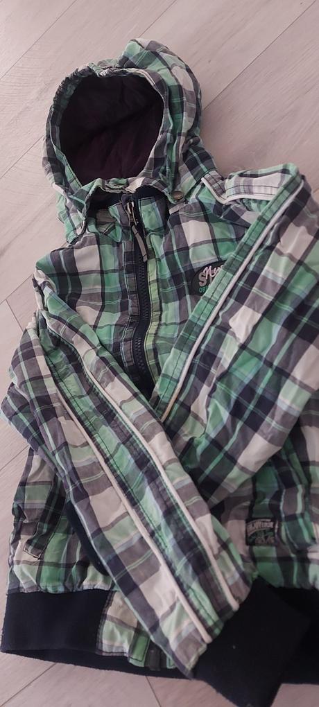 Károvaná bundička do pása, 116