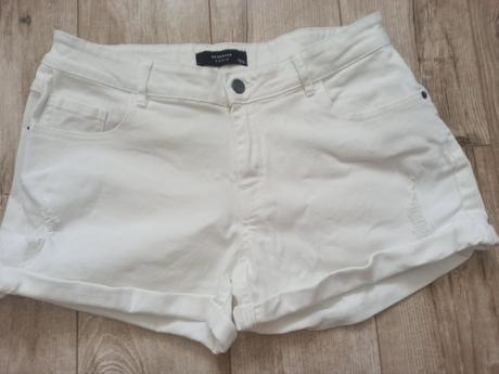 Dámske šortky, reserved,42