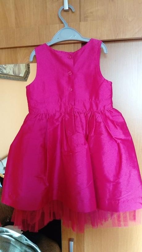 Dievčenské šatičky, tu,92