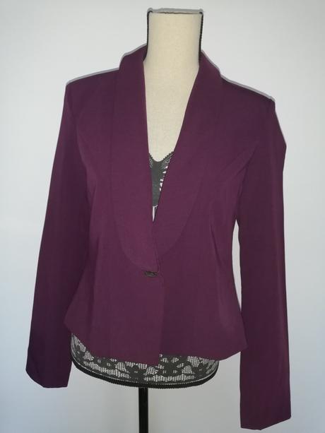 Sako so zipsom vzadu, amisu,m