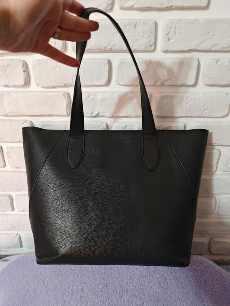 Kabelka za symbolickú cenu, 