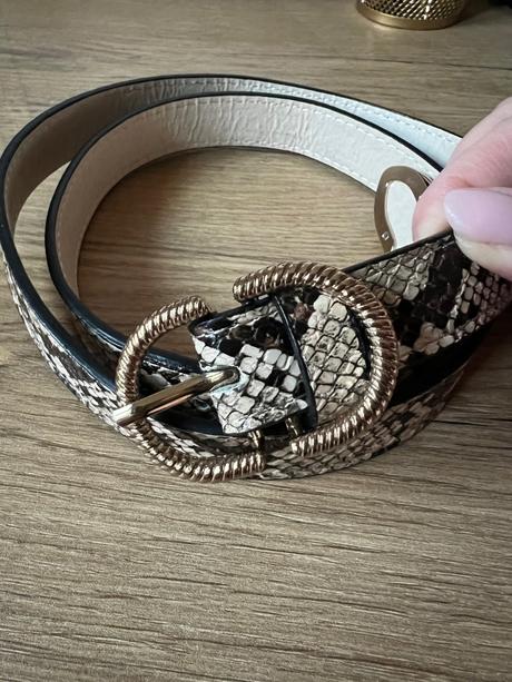 Opasok hadí vzor, zara