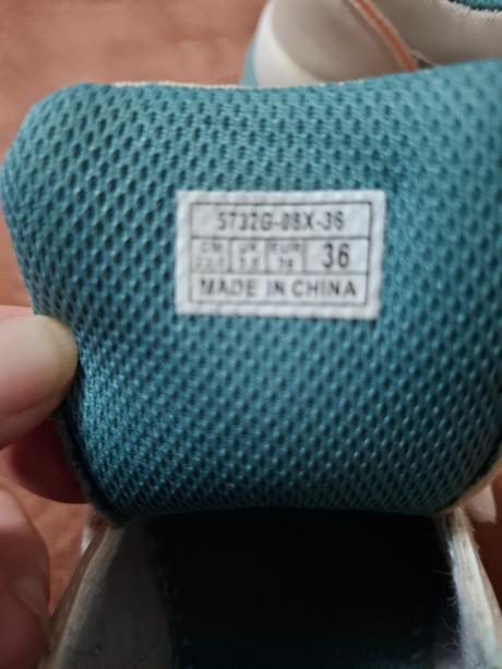 Botasky, reserved,36