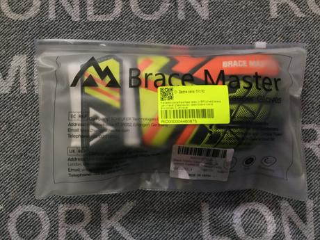 Fudbalove brankarske rukavice velkost 5, 