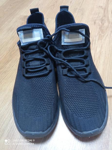 Vzdušné tenisky, 40