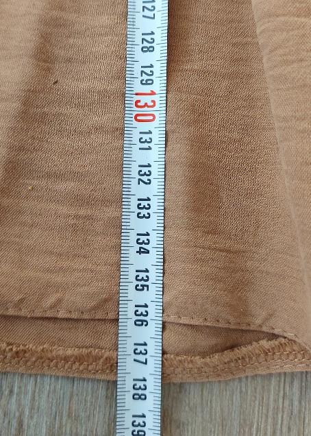 Dlhé béžové šaty, 42