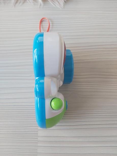 Fotoaparát s melódiou a blikaním,