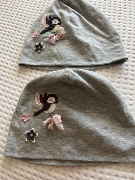 110 h&m čiapka pre dvojičky, 110