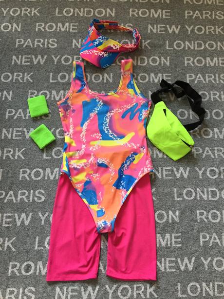 Damsky kostym barbie m, 