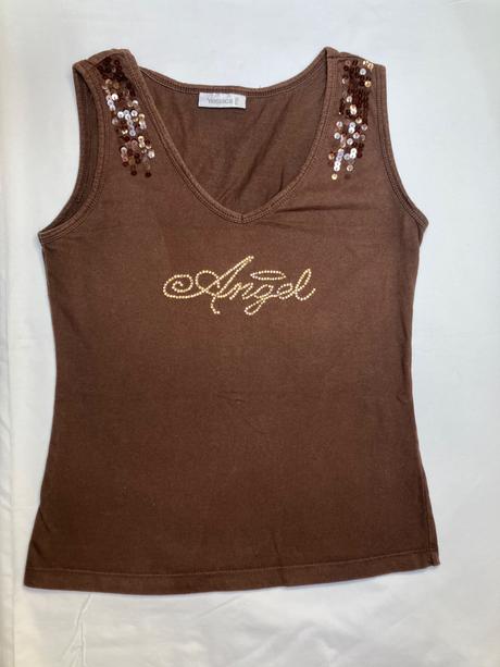 Dámske y2k tielko s kamienkovým nápisom, s