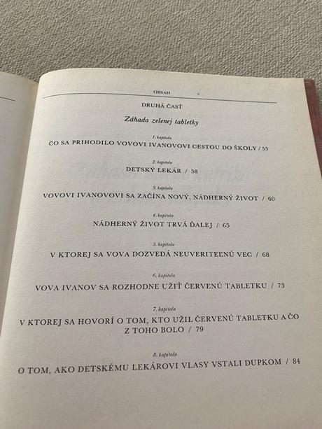 Záhada žltého kufríka a zelenej tabletky,