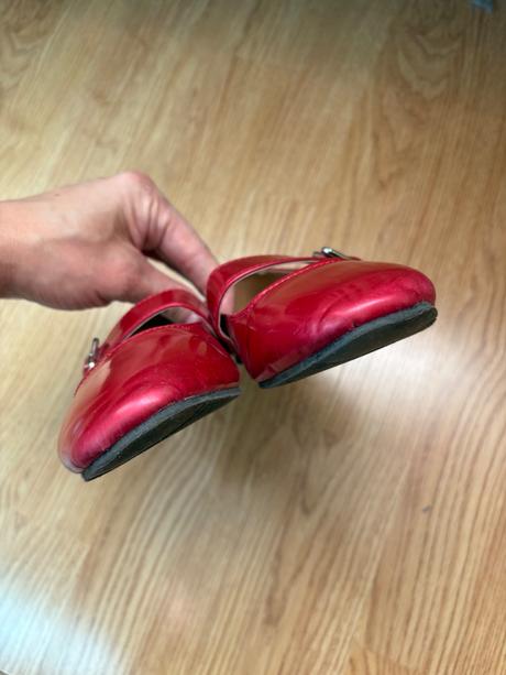 Balerinky, reserved,33