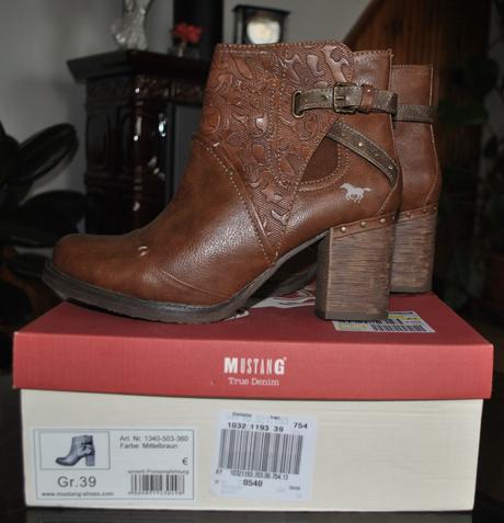 Prechodné čižmy, mustang,39