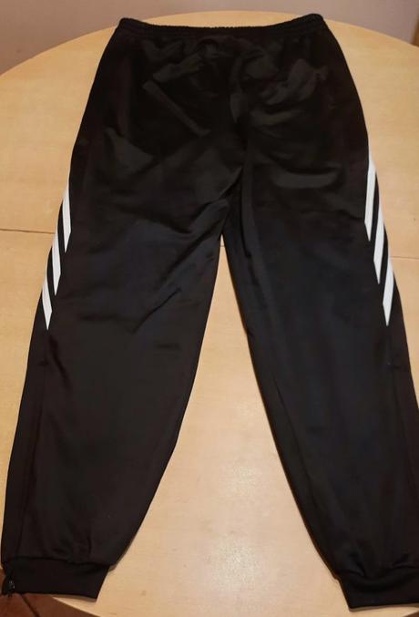 Predám športové nohavice adidas veľ. s-m, s