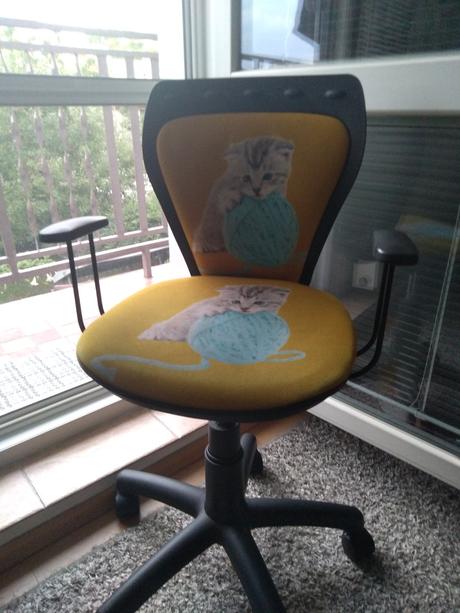 Detská stolička k písaciemu stolu, 