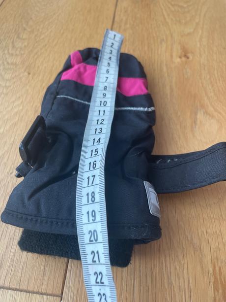 Lyžiarske rukavice, 122