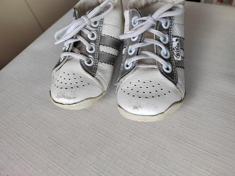 Tenisky wanda bielo-strieborné v.21, wanda,21