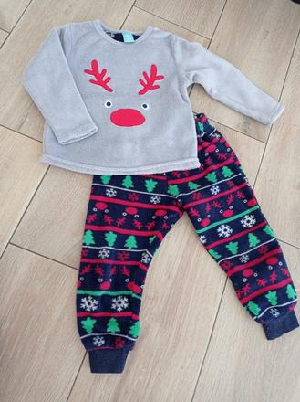 Zateplené pyžamko, 92