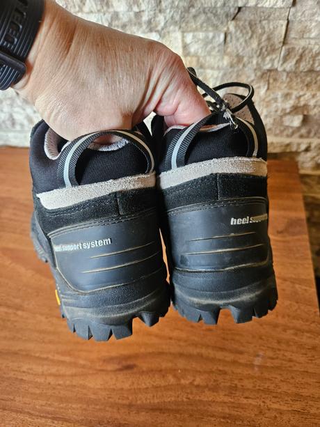 Turistické topánky, alpine pro,37