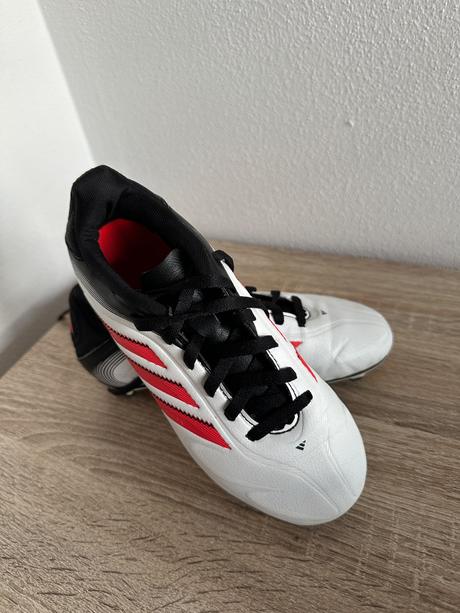 Kopačky adidas, adidas,32