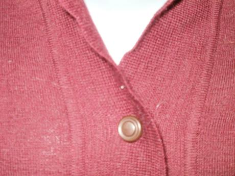 Bordový hrubší sveter, 47