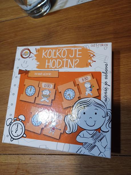 Puzzle hra učenie hodín, 
