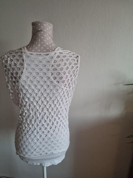Biely dvojvrstvový top m, m