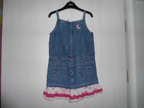 Krasne vysivane satky c&a, c&a,104