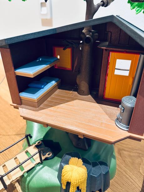 Playmobil wildlife domcek na strome, 